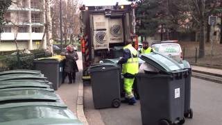 Eboueurs de SaintEtienne [upl. by Anemolif]