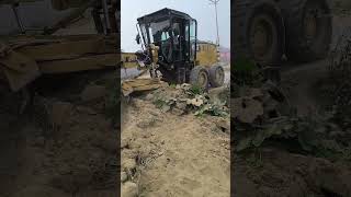 Grader side work🚜🚜shorts youtubeshorts grader moradabadyoutube catequipment graderoperator [upl. by Azilef833]