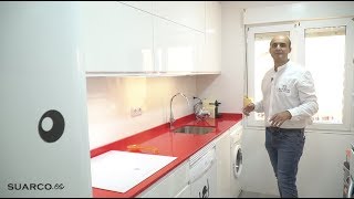 Cocina pequeña Blanca En dos frentes increibles sin tiradores y encimera de silestone [upl. by Thia275]