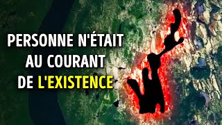 Un homme a découvert un trou mystérieux sur Google Maps les experts sont perplexes [upl. by Notluf]