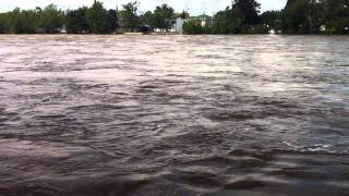 La Rivière du sud à Montmagny sur la rue StIgnace le lendemain de Irène [upl. by Dust]