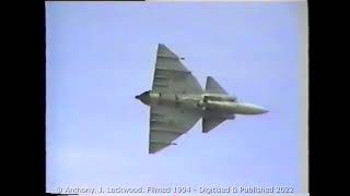 RSAF Saab JA37 Viggen F4 FRÖSÖN  RAF Mildenhall 1994 [upl. by Skees]