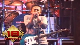 Wayang  Beri Aku Cinta Live Konser Pesta Merah Putih Batam 2006 [upl. by Edmund]