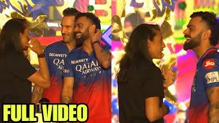 Virat kohli And Smriti Mandhana Funny Talk In Rcb Unbox Event [upl. by Mayne]