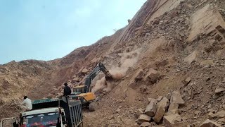 पल भर मैं केसे 70 लाख रुपए की मशीन खतम 😭Landslide in india [upl. by Floro]