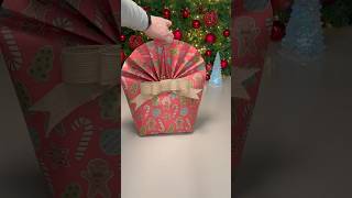 🎄🎁🎶💃 Christmas Countdown ✨🎁🎶 giftwrapping christmas shorts [upl. by Theodor]