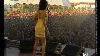 Amy Winehouse  Wake Up Alone Live Madrid [upl. by Oitaroh]