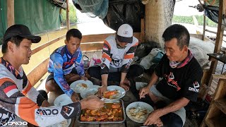 MANCING UDANG GALAH BABON CUMA SEBENTAR DAPAT BANYAK LANGSUNG MASAK DI ATAS PONDOK [upl. by Muller]