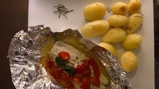 Ricette veloci  Filetto d orata al cartoccio con patate al forno  Romina Galetta [upl. by Scandura]