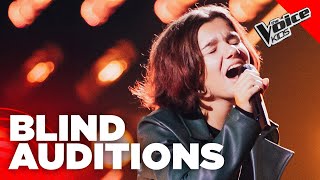 ELISA ci stupisce con “Anche Fragile” di Elisa  The Voice Italy Kids  Blind Auditions [upl. by Yantruoc]