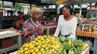 Guadeloupe les Marchés authentiques des Doudous de PointeaPitre [upl. by Anehsak]