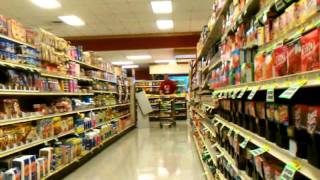 Piggly Wiggly 2 minute shopping spree part 1 of 2 [upl. by Tarsus]