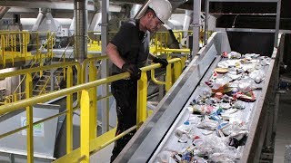 Recycling plastics – Resource efficiency with an optimized sorting method [upl. by Eelsnia]