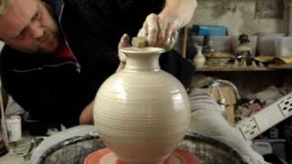 Throwing a pottery vase speeded up 4x fast [upl. by Saduj]