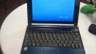 Acer Aspire One hands on [upl. by Sheepshanks]