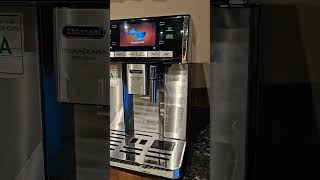 DELONGHI PRIMADONNA EXCLUSIVE SUPER AUTOMATIC BEAN TO CUP COFFEE MACHINE ESAM 6900  DEBREWERZ [upl. by Schweitzer884]