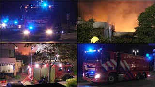 GRIP 1 Zeer Grote Brand verwoest leegstaande school in Uitgeest  Hulpdiensten met spoed onderweg [upl. by Trescha994]