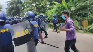 বরিশাল বিশ্ববিদ্যালয়ে পুলিশের আত্মসমর্পণ । [upl. by Annaeoj966]