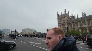 360 ° View  Big Ben  Portcullis House Westminster Station  London Eye  Boadicea Statue  London [upl. by Salomi]