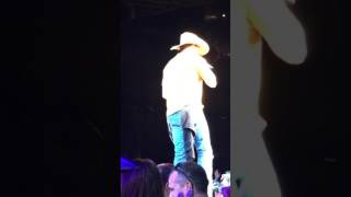 Jason Aldean Tonight Looks Good On You Chicago 2017 Tinley Park [upl. by Oirelav]