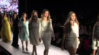 BADGLEY MISCHKA Pasarela CLARO CALIEXPOSHOW 2014 [upl. by Ynagoham]