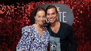 Isabel Preysler fan y madre orgullosa en el concierto de su hijo Julio Iglesias Jr en Starlite Mar [upl. by Lelia121]