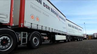 Langste Nederlandse roadtrain Van den Broek Logistics [upl. by Arrais762]