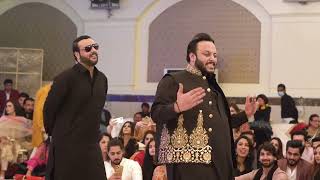 Mehndi Dance  Wadera Ka Beta  Wedding Dance Performance By Boys  Pakistani Grand Weddings [upl. by Viola]