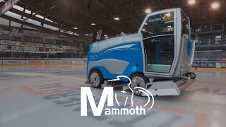 Ice resurfacer WM Mammoth Arena Ritten [upl. by Leshia]