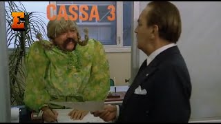 Fantozzi e il Doppio Turno di Straordinari in Ufficio 😅 [upl. by Nus]