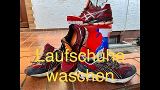 Laufschuhe waschen und reinigen [upl. by Aicilyt585]