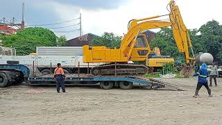 SH120 SUMITOMO EXCAVATOR MOBILIZED VLOG [upl. by Anyar]