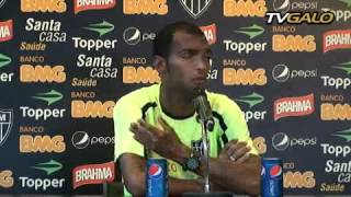 02032012 Entrevista Coletiva Richarlyson [upl. by Ydne]