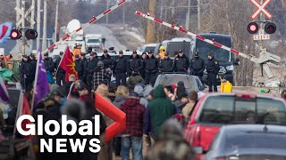 Police remove Tyendinaga rail blockade but crisis looms in House of Commons [upl. by Eidda]