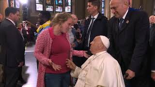 Warm onthaal voor paus Franciscus in basiliek Koekelberg [upl. by Macomber]