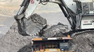 Mining Working Excavator Liebherr 9350 Loading Dumper Caterpillar  miningstory [upl. by Cobby]