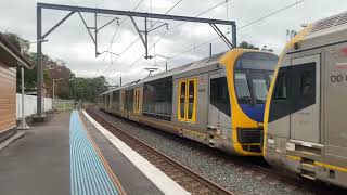 H40 arriving into Ourimbah in NSW [upl. by Poyssick721]