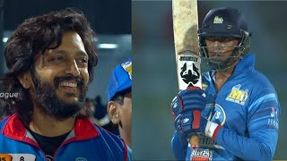 Riteish Deshmukh dancing to Samir Kochhars shots vs Punjab De Sher  Mumbai Heroes  CCL [upl. by Ringler]