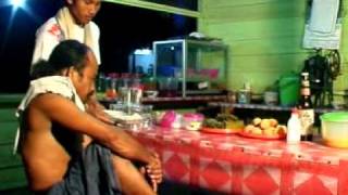 Mop Papua quotTRICK MAKAN GRATISquot EPEN KAH CUPEN TOH vol 1 [upl. by Malachy]