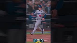 Dodgers Capitalize on Yankees Mistakes to Score 5 in 5th and Tie the Game in Game 5 World Series [upl. by Lucilla]