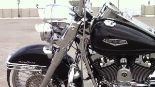 Harley Davidson Road King Classic  Stella [upl. by Treborsemaj]