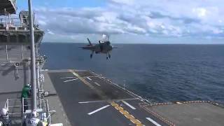 Atterrissage vertical dun jet F35 en pleine mer [upl. by Imit]