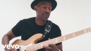 Marcus Miller  Que Sera Sera ft Selah Sue [upl. by Mandal904]