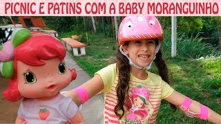 Passeando com a Baby Moranguinho  PATINS E PICNIC NO PARQUINHO [upl. by Duthie]