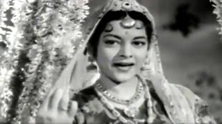 Kaanhaa Bajaae Bansari  Nalini Jaywant Lata Mangeshkar Nastik Movie Superhit Song [upl. by Brieta]