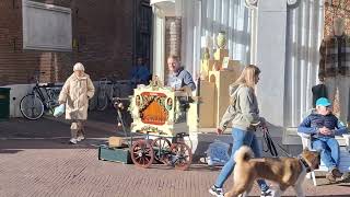 met het draaiorgel draaien in hoorn 4 oktober 2024 [upl. by Hathaway652]