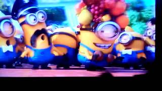 壞蛋獎門人2 Despicable Me 2  Minion Reactions Cherry Picker [upl. by Barris]