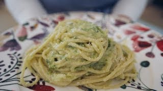 Carbonara di zucchine – Ricetta vegetariana velocissima [upl. by Gregorius]