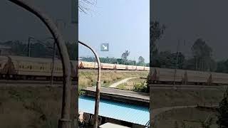 Lambhua begampura express  railway viralshort viralvideo [upl. by Carisa]