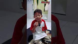 AZKA MAKAN POCKY BEKAS TIAN😅🤣🤪 trending comedy humorsegar funny shorts [upl. by Annaohj]